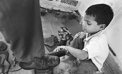 تراژدی روایت ناتمام کار کودکان (چند سکانس از زندگی کار کودک)
